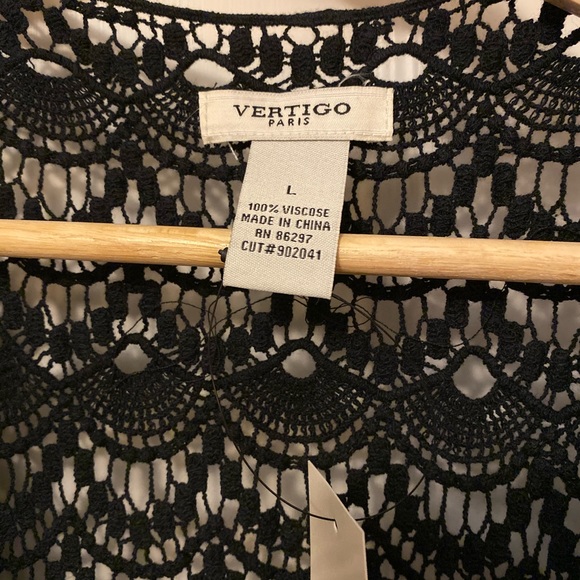 New w/tags Vertigo long sleeved crochet cardigan - Picture 4 of 6